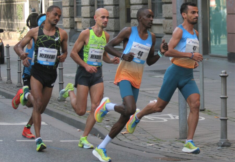 Marathon-Club Menden beim Frankfurt Marathon und in Oeventrop erfolgreich