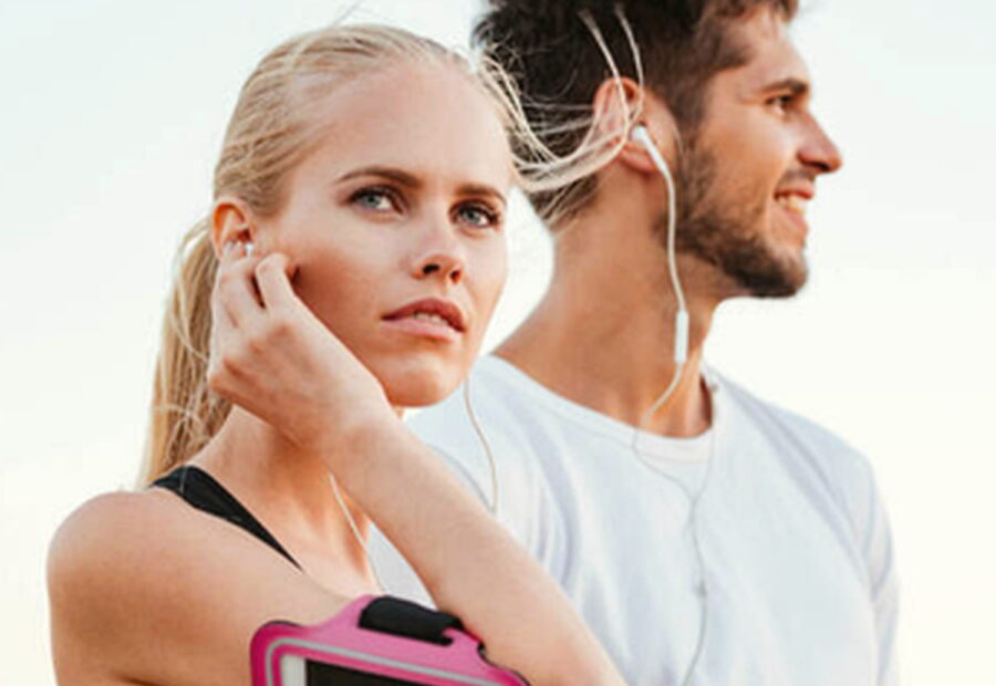 Zwei Vereinsmitglieder beim Sport